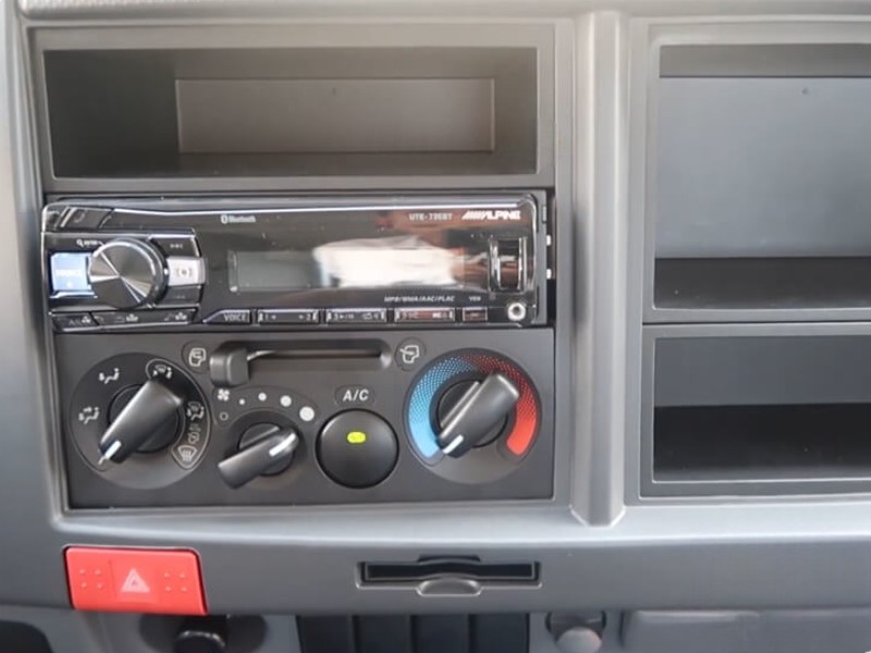 bang-dieu-khien-xe-dong-lanh-isuzu-fvm34te4-14-tan-3-chan
