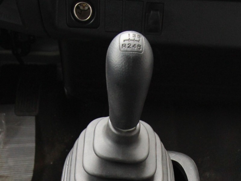 can-gat-so-xe-dong-lanh-hino-fc9jjtc-5-5-tan