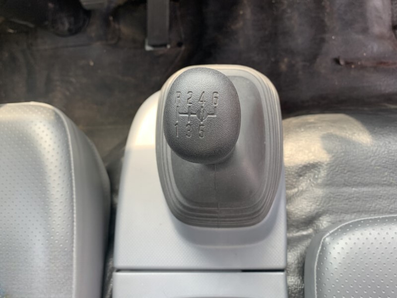 can-gat-so-xe-dong-lanh-isuzu-nqr75le4-5-2-tan