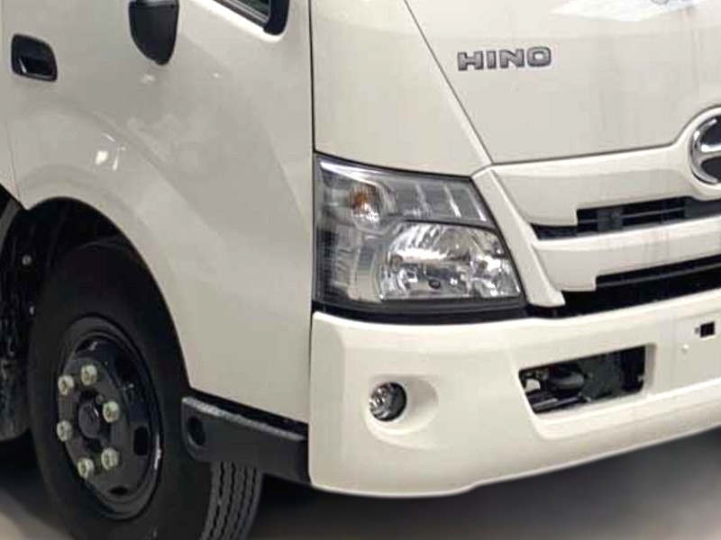den-xe-cau-hino-xzu730l-3-5-tan-gan-cau-unic-urv345