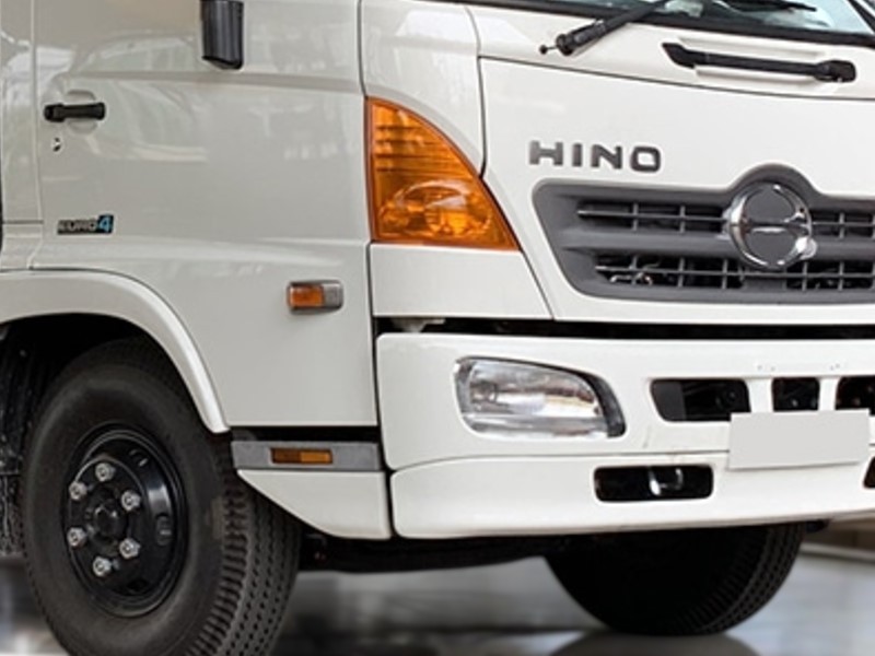 den-xe-tai-cho-gia-suc-hino-fc9jnta-3-4-tan