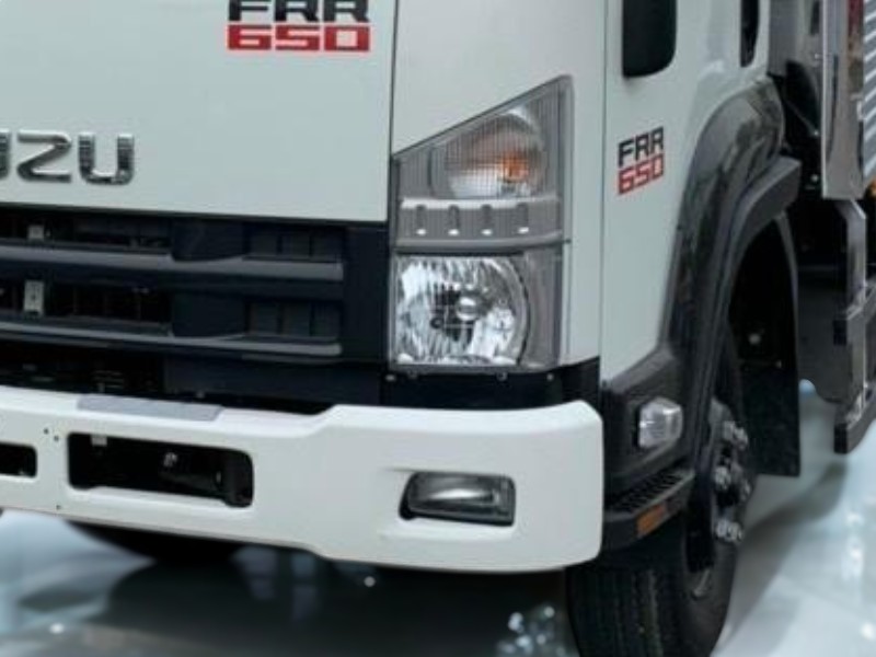 den-xe-tai-isuzu-frr90ne4-6-tan-thung-lung