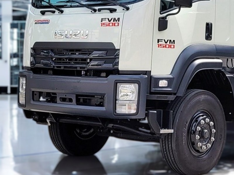 den-xe-tai-isuzu-fvm34we4-11-tan-3-chan-cho-gia-suc