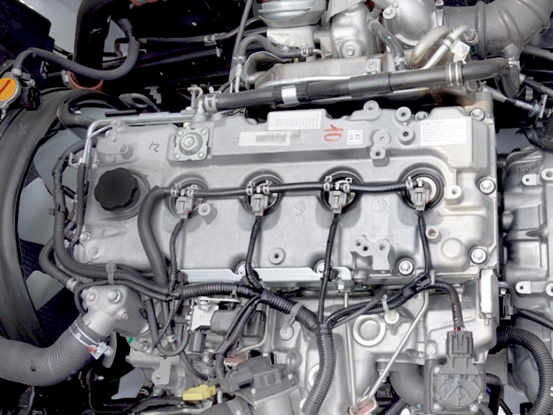 dong-co-xe-dong-lanh-isuzu-nqr75le4-4-9-tan