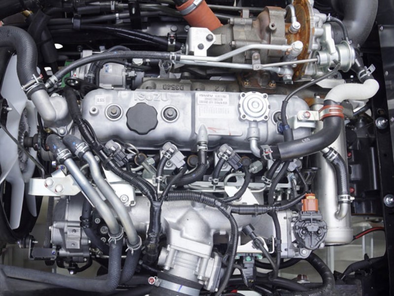 dong-co-xe-dong-lanh-isuzu-qkr77he4-1-9-tan
