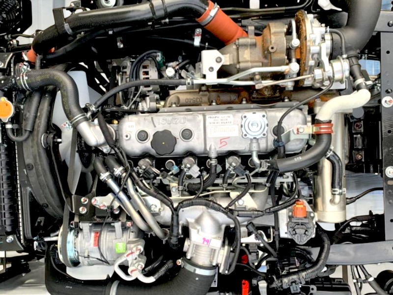 dong-co-xe-dong-lanh-isuzu-qkr77he4-2-5-tan