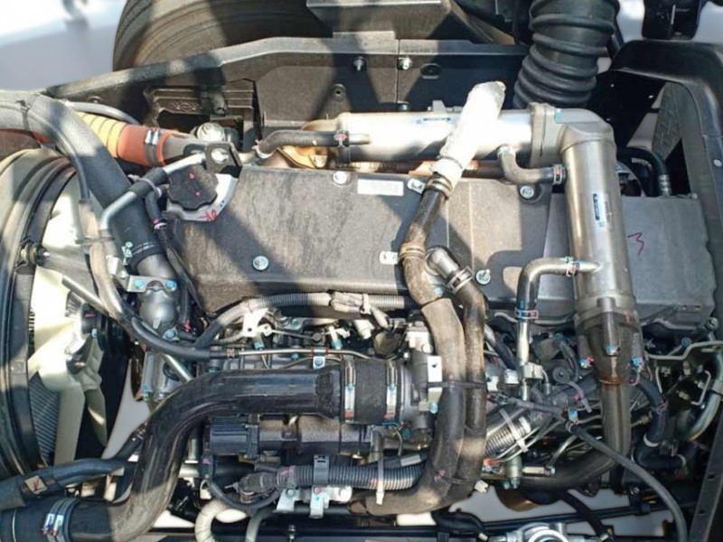 dong-co-xe-ep-rac-isuzu-fvz34qe4-10-8-tan-17-khoi