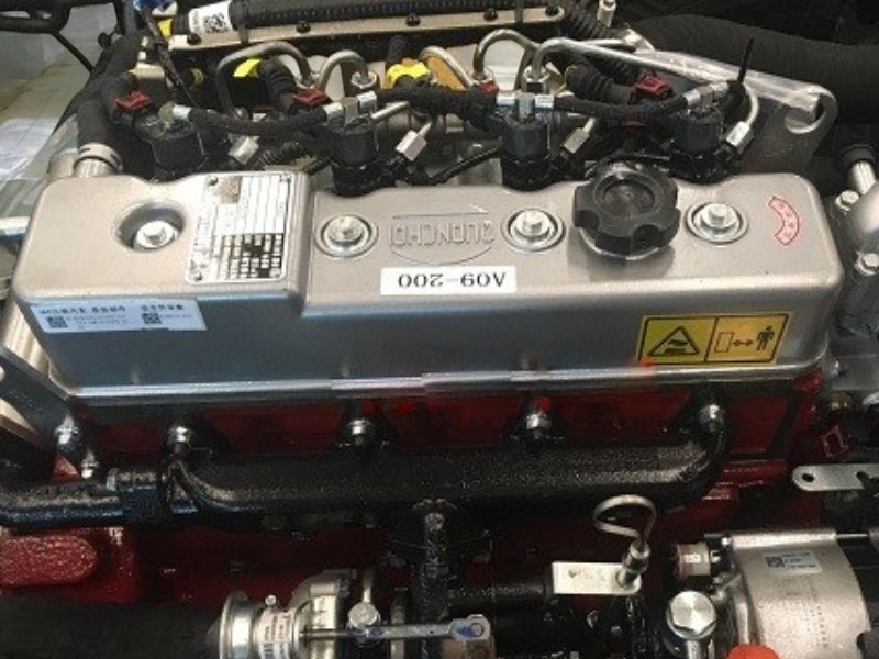 dong-co-xe-tai-jac-x99-990kg-thung-lung