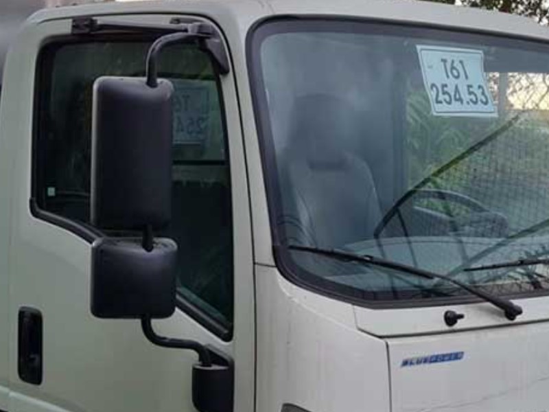guong-chieu-hau-xe-cho-rac-isuzu-qkr230-1-8-tan-6-khoi