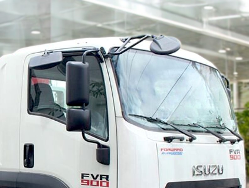 guong-chieu-hau-xe-cho-rac-thung-roi-isuzu-15-khoi-fvr34l