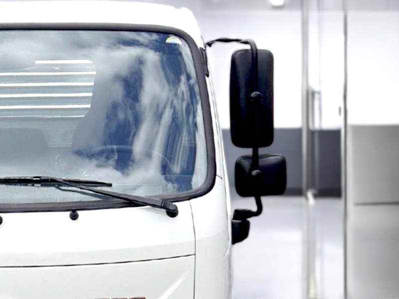guong-chieu-hau-xe-tai-hino-xzu730l-5-tan-thung-kin