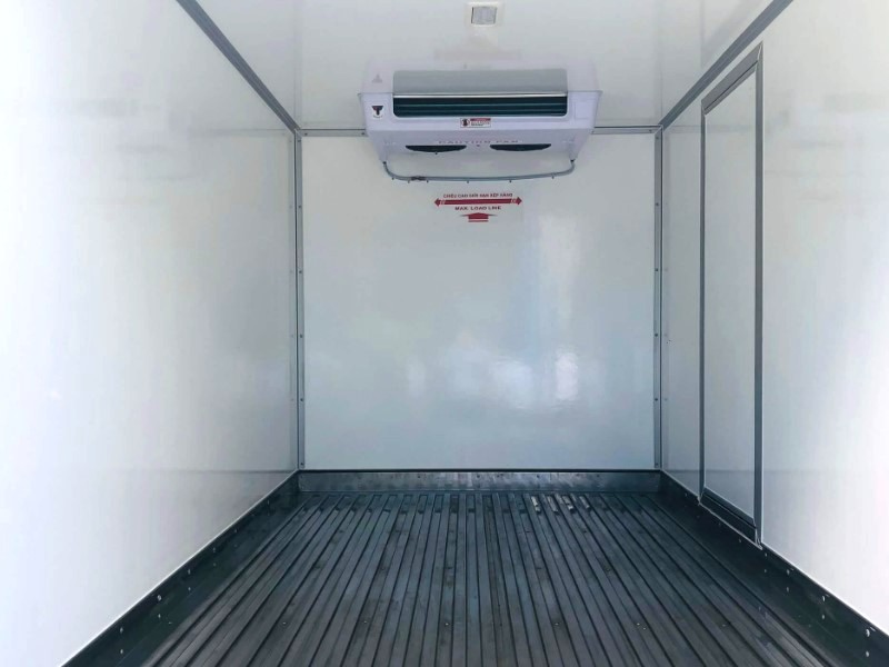 long-thung-xe-dong-lanh-isuzu-qkr77fe4-2-tan