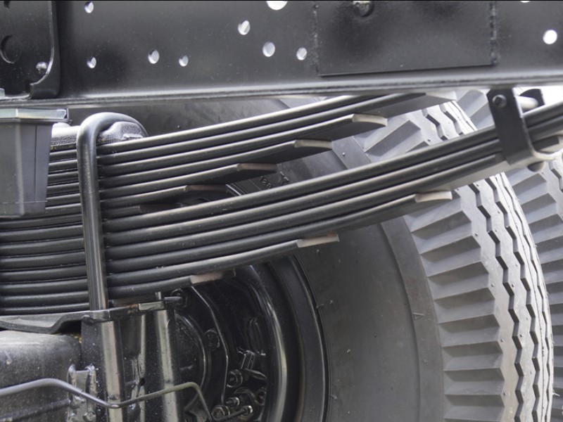 nhip-xe-tai-isuzu-nqr75me4-5-tan-thung-lung
