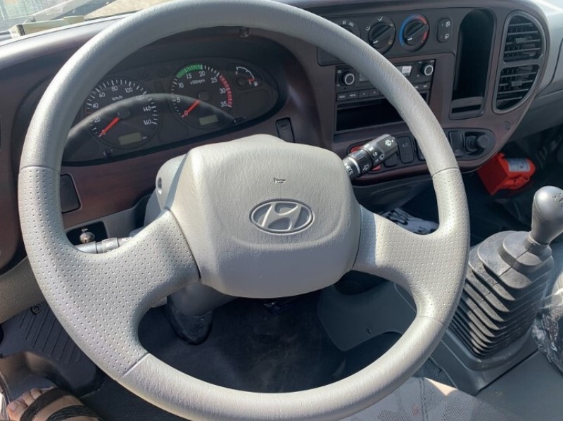 vo-lang-xe-ben-hyundai-75s-3-5-tan