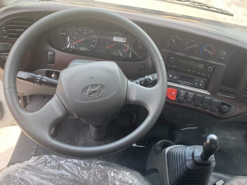 vo-lang-xe-dong-lanh-hyundai-new-mighty-110sp-6-4-tan