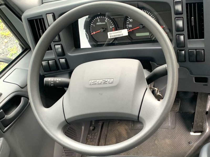 vo-lang-xe-dong-lanh-isuzu-qkr77he4-2-5-tan