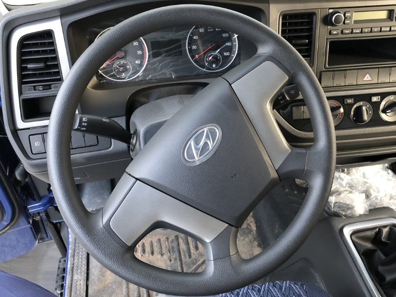 vo-lang-xe-tai-cho-gia-suc-hyundai-mighty-ex8-gtl-6-4-tan