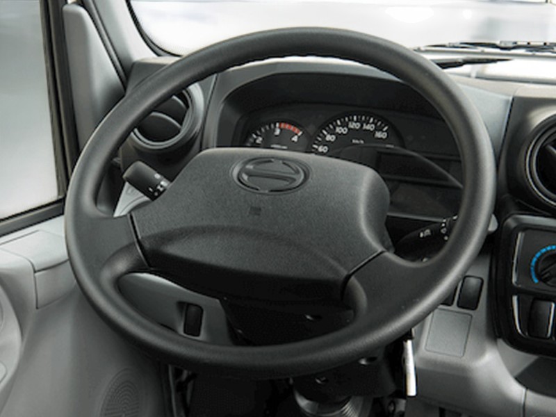 vo-lang-xe-tai-hino-xzu650l-1-25-tan-cho-gia-suc