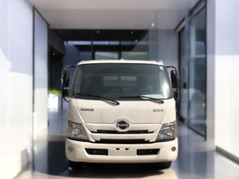 xe-cau-hino-xzu720l-2-tan-gan-cau-unic-urv346-2