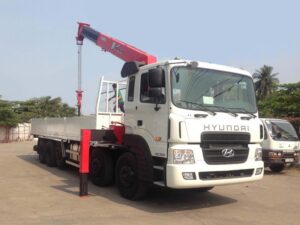 XE CẨU HYUNDAI HD360 5 CHÂN 16 TẤN GẮN CẨU UNIC URV805