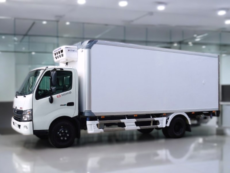 XE ĐÔNG LẠNH HINO XZU730L 4.5 TẤN