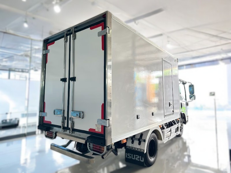 XE ĐÔNG LẠNH ISUZU QKR77FE4 1.5 TẤN - Ảnh 5