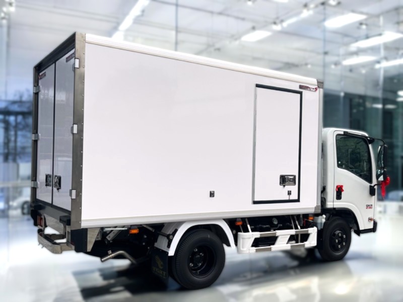 XE ĐÔNG LẠNH ISUZU QKR77HE4 2.5 TẤN - Ảnh 5