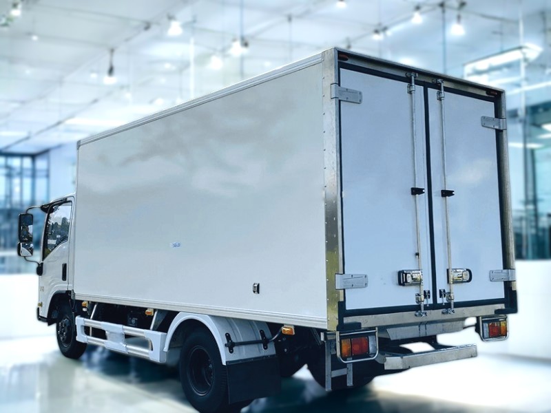XE ĐÔNG LẠNH ISUZU QKR77HE4 2.5 TẤN - Ảnh 6