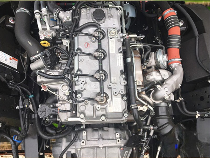 xe-tai-cho-gia-cam-isuzu-nmr85he4-2-9-tan-dong-co