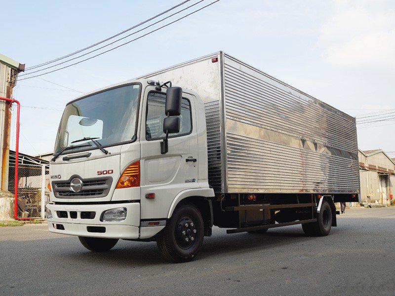 XE TẢI HINO FC9JJTC 6 TẤN THÙNG KÍN GẮN BỬNG NÂNG - Ảnh 3