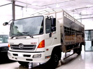 XE TẢI HINO FC9JLTA 4.5 TẤN THÙNG CHỞ GIA SÚC