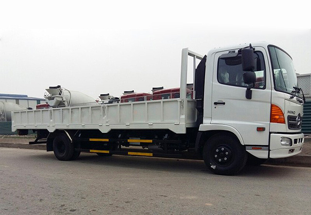 XE TẢI HINO FC9JJTC 6 TẤN THÙNG LỬNG - Ảnh 3