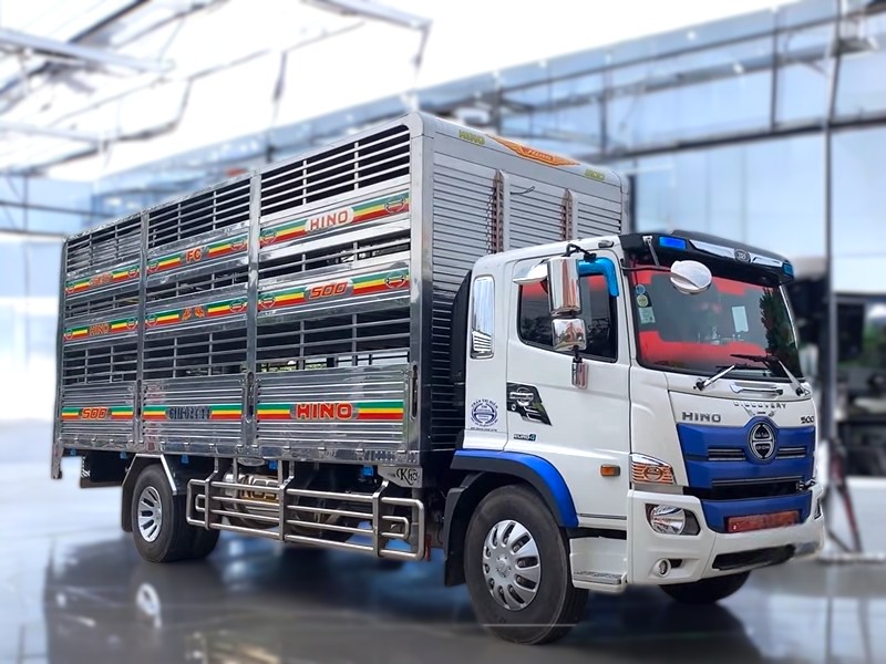 XE TẢI HINO FG8JT7A 6.8 TẤN THÙNG CHỞ GIA SÚC - Ảnh 3