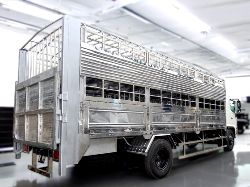XE TẢI HINO FG8JT7A 6.8 TẤN THÙNG CHỞ GIA SÚC - Ảnh 6