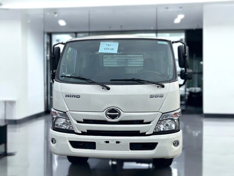 xe-tai-hino-xzu650l-1-25-tan-cho-gia-suc-1