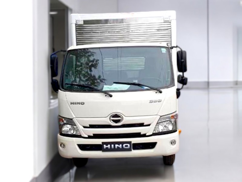 XE TẢI HINO XZU720L 3.5 TẤN THÙNG KÍN - Ảnh 2