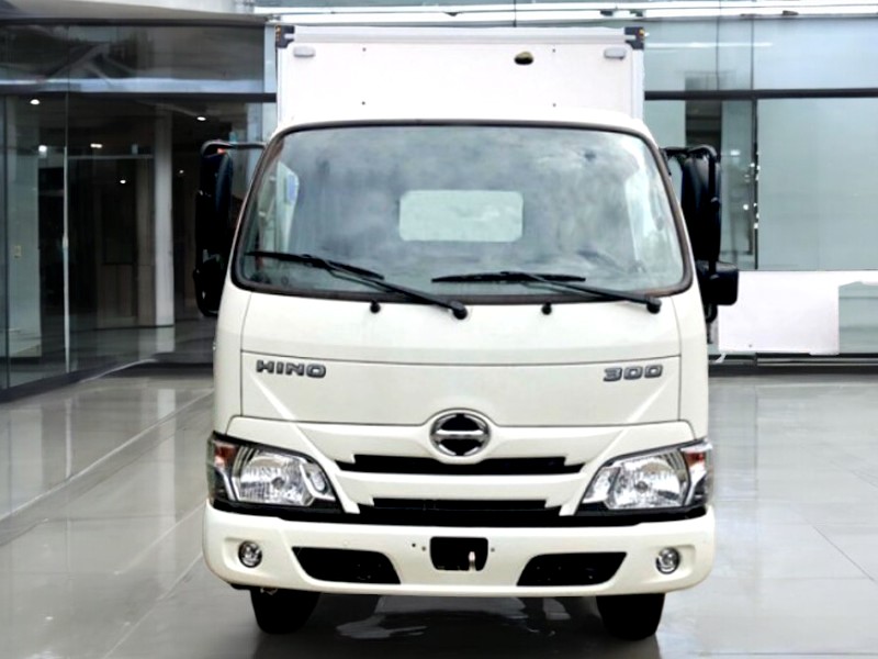 XE TẢI HINO XZU730L 5 TẤN THÙNG BẢO ÔN - Ảnh 2