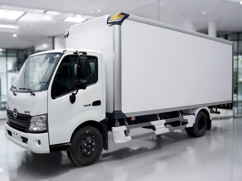 XE TẢI HINO XZU730L 5 TẤN THÙNG BẢO ÔN - Ảnh 3