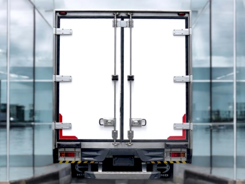XE TẢI HINO XZU730L 5 TẤN THÙNG BẢO ÔN - Ảnh 8