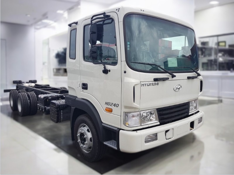 XE TẢI HYUNDAI HD240 15 TẤN THÙNG KÍN - Ảnh 4