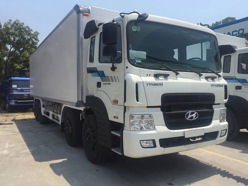 XE TẢI HYUNDAI HD320 18 TẤN THÙNG BẢO ÔN