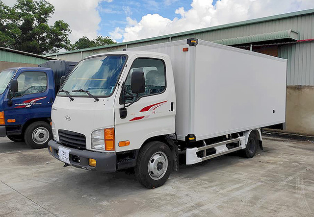 XE TẢI HYUNDAI N250SL 2.5 TẤN THÙNG BẢO ÔN - Ảnh 3
