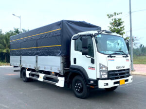 Alternative view of XE TẢI ISUZU FRR90NE4 6 TẤN THÙNG MUI BẠT