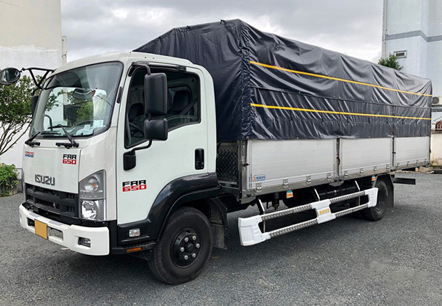 XE TẢI ISUZU FRR90NE4 6 TẤN THÙNG MUI BẠT - Ảnh 5