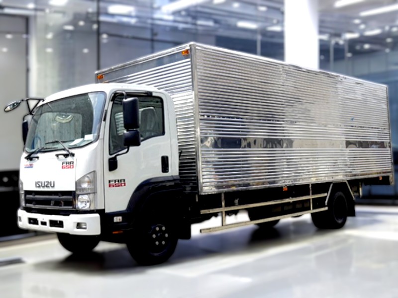XE TẢI ISUZU FRR90LE4 6.5 TẤN THÙNG KÍN - Ảnh 4