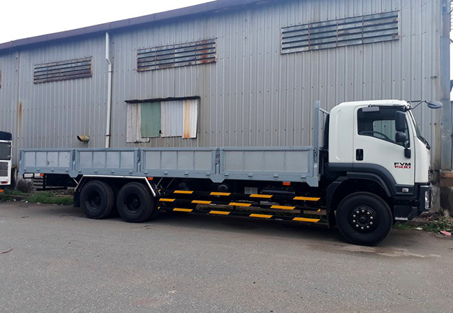 XE TẢI ISUZU FVM34TE4 15 TẤN THÙNG LỬNG - Ảnh 4