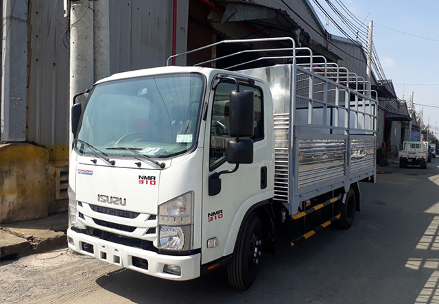 XE TẢI ISUZU NMR85HE4 3 TẤN THÙNG MUI BẠT - Ảnh 4