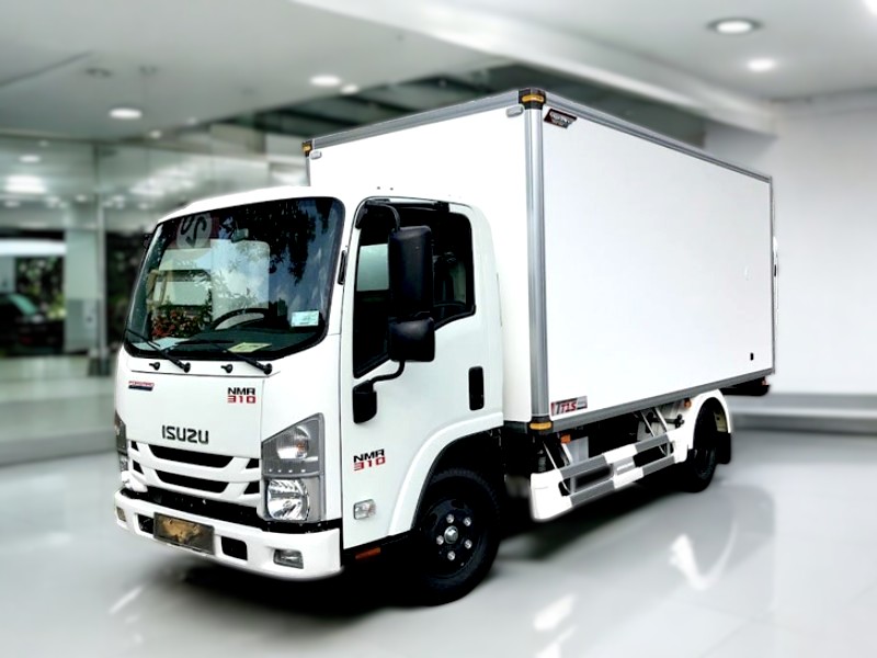 XE TẢI ISUZU NMR85HE4 1.9 TẤN THÙNG BẢO ÔN