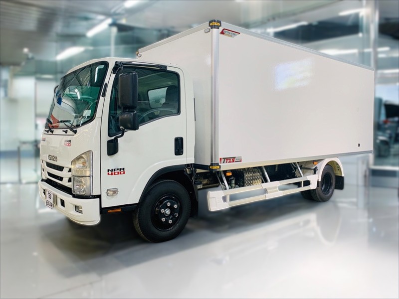 XE TẢI ISUZU NPR85KE4 3.5 TẤN THÙNG BẢO ÔN