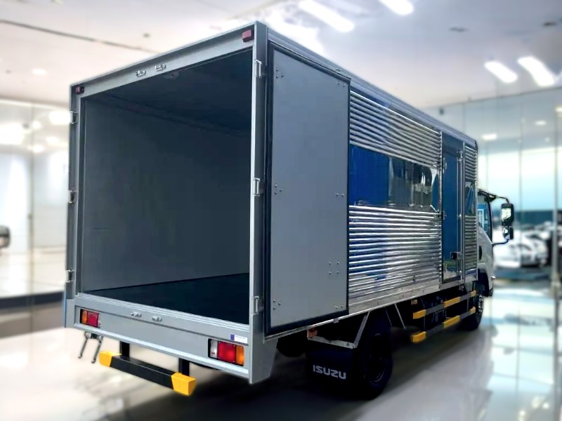 XE TẢI ISUZU NPR85KE4 3.5 TẤN THÙNG KÍN - Ảnh 6
